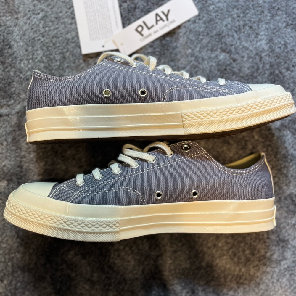 Converse x Comme des Garçons PLAY Chuck 70 - Picture 5 of 13